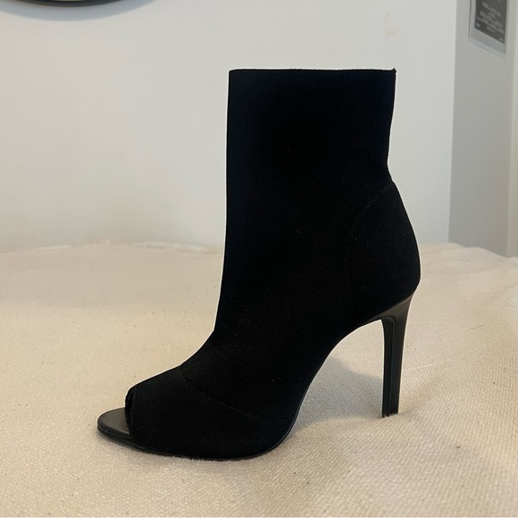 Stretch Sock High Heel Boot | Charles by Charles David | Size 7.5 - Picture 4 of 7